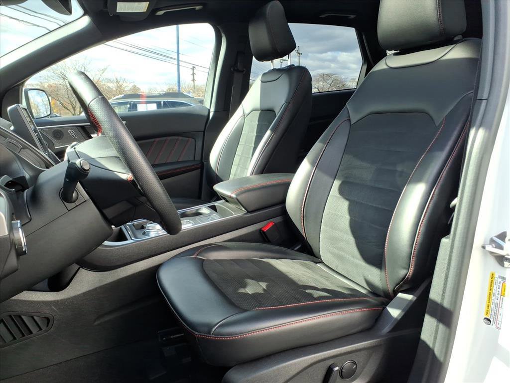 Certified 2024 Ford Edge ST-Line image 20