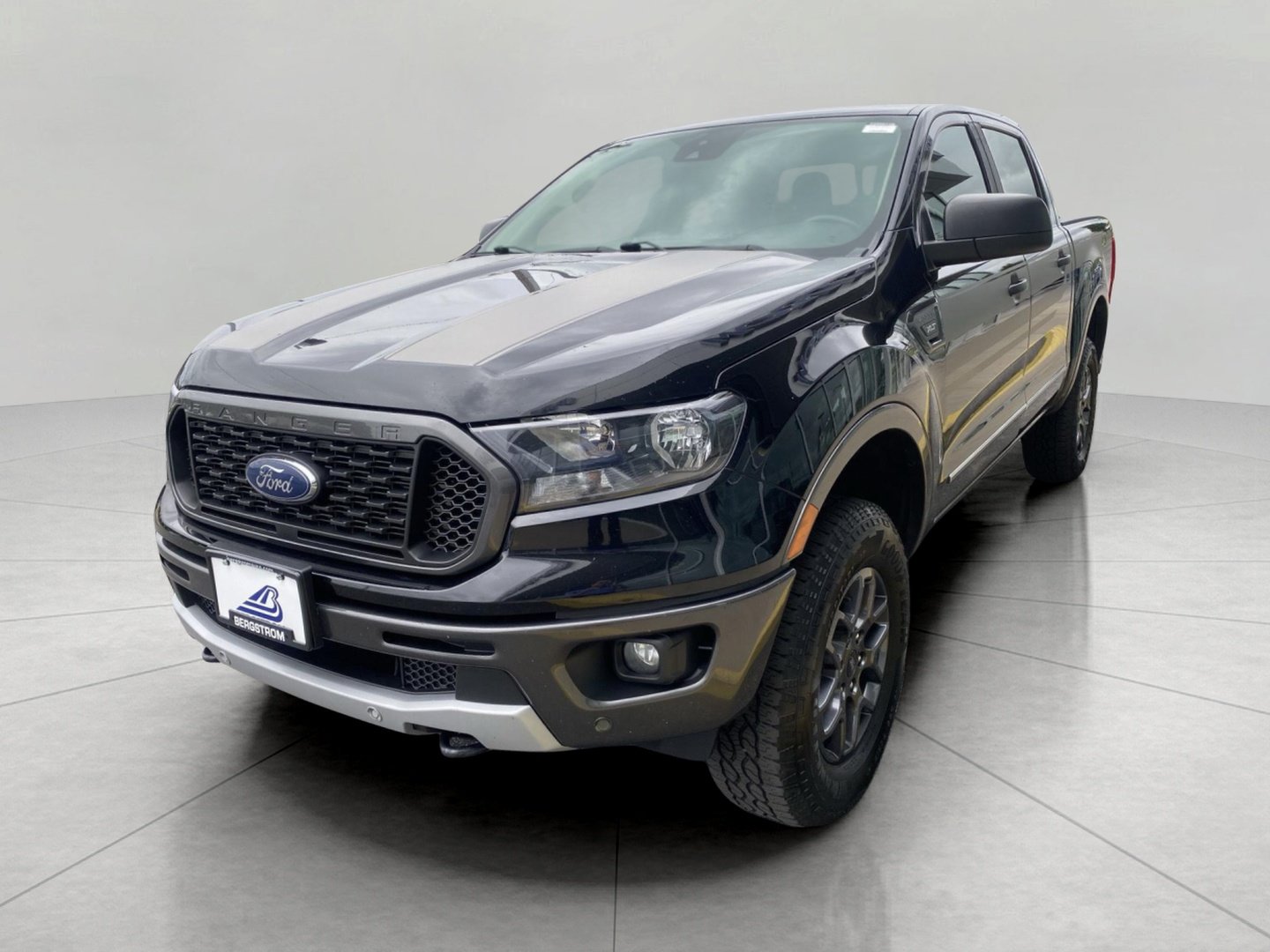 Certified 2019 Ford Ranger XLT w/ Equipment Group 302A Luxury AWD/4WD image 3