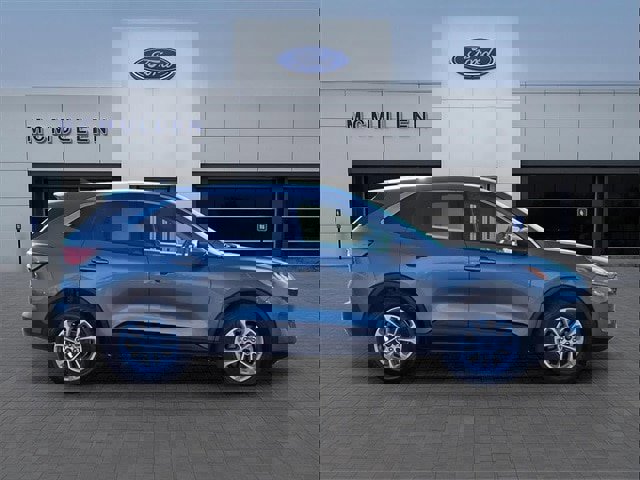 Certified 2021 Ford Escape SE image 2