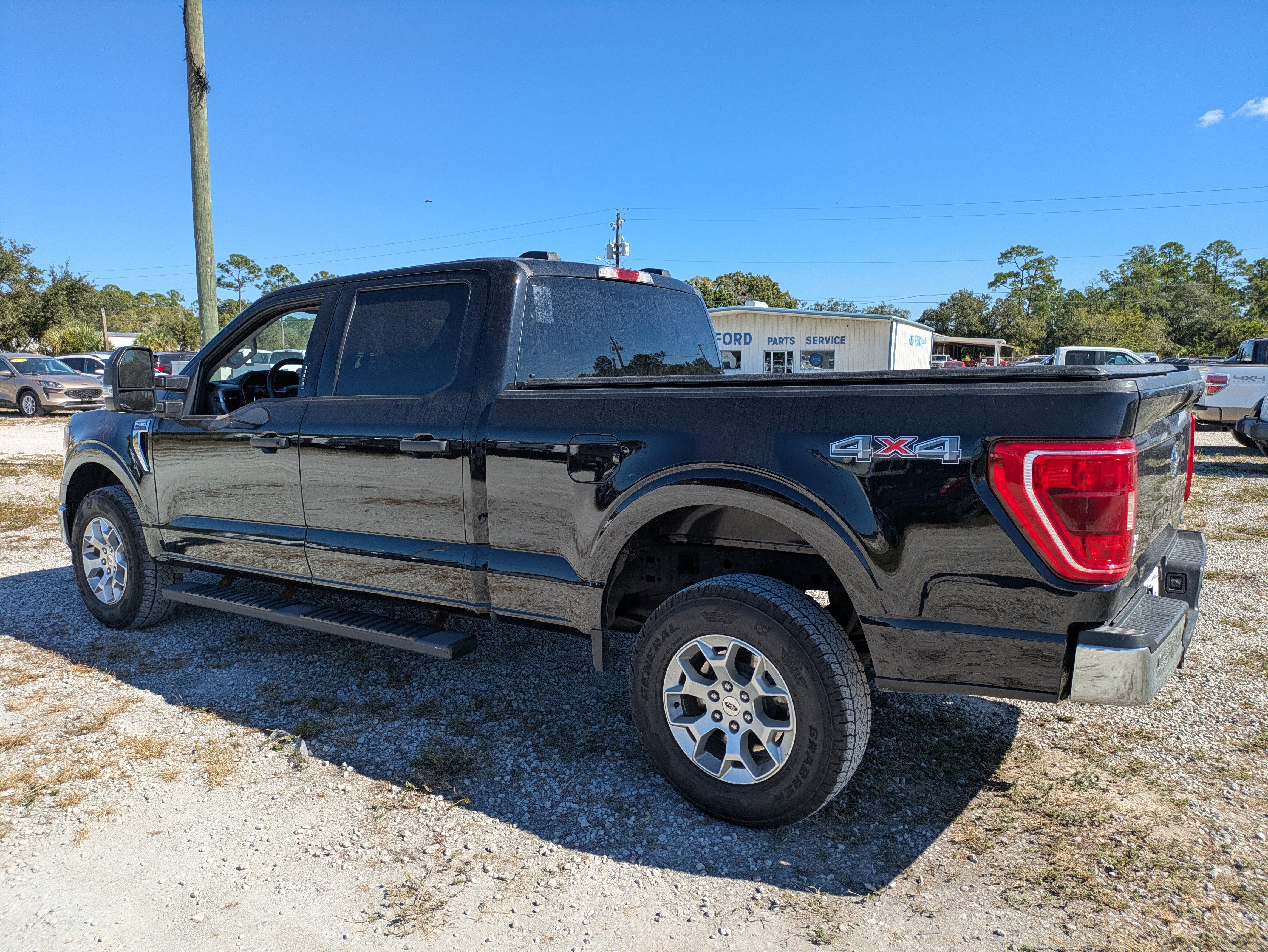 Certified 2022 Ford F150 XLT w/ Equipment Group 301A Mid image 3