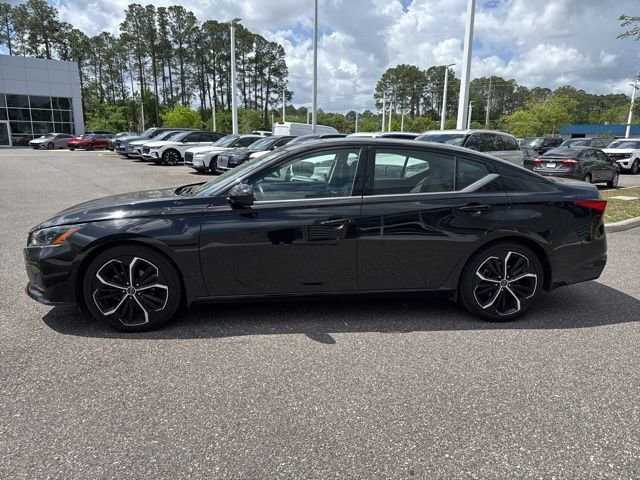 Used 2024 Nissan Altima 2.5 SR image 9