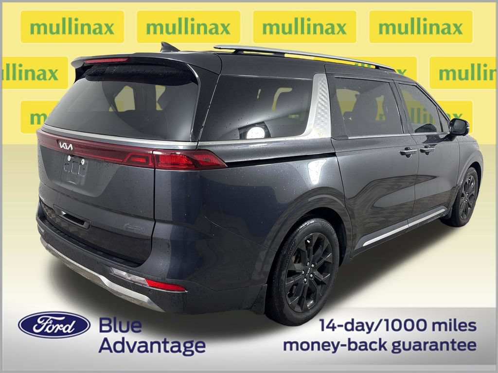 Used 2024 Kia Carnival SX FWD image 4