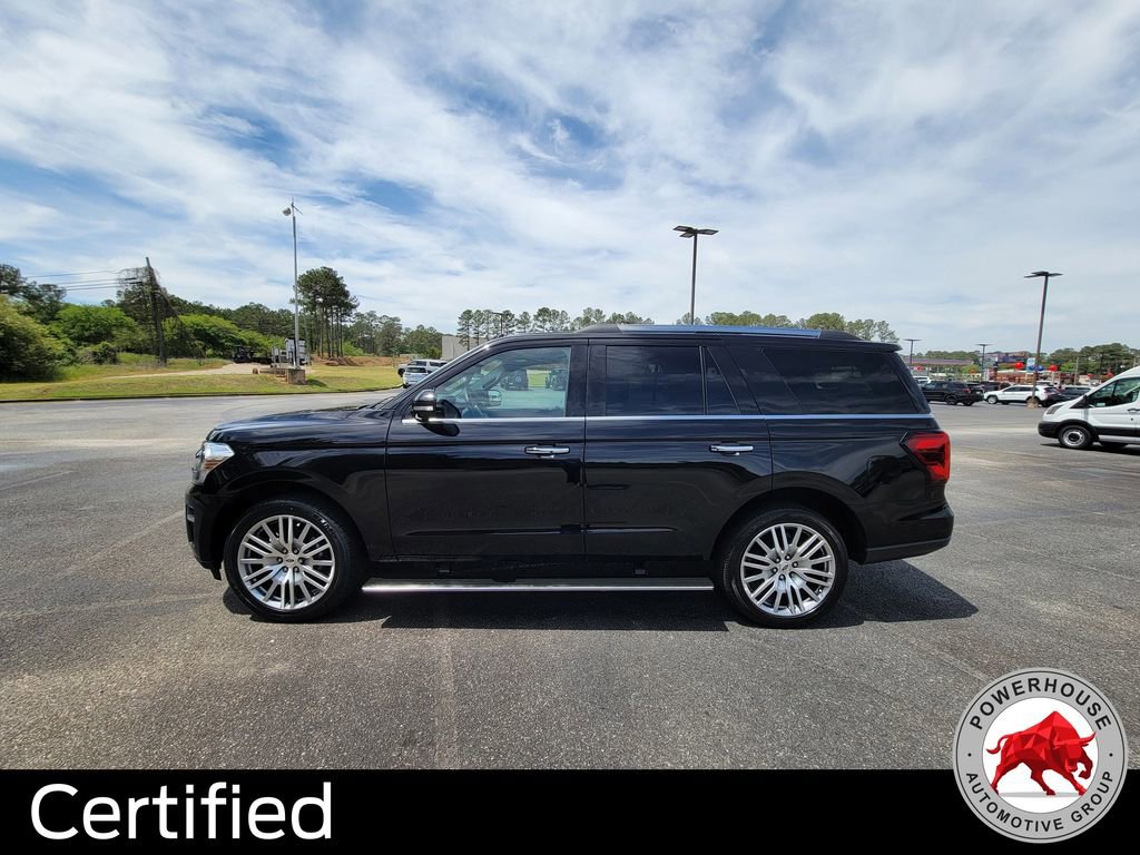 Certified 2022 Ford Expedition Limited AWD/4WD image 3