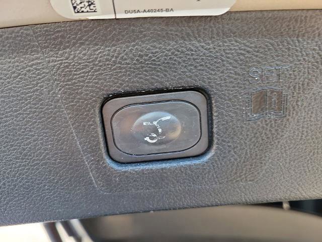 Certified 2018 Ford Edge Titanium w/ Equipment Group 301A image 12