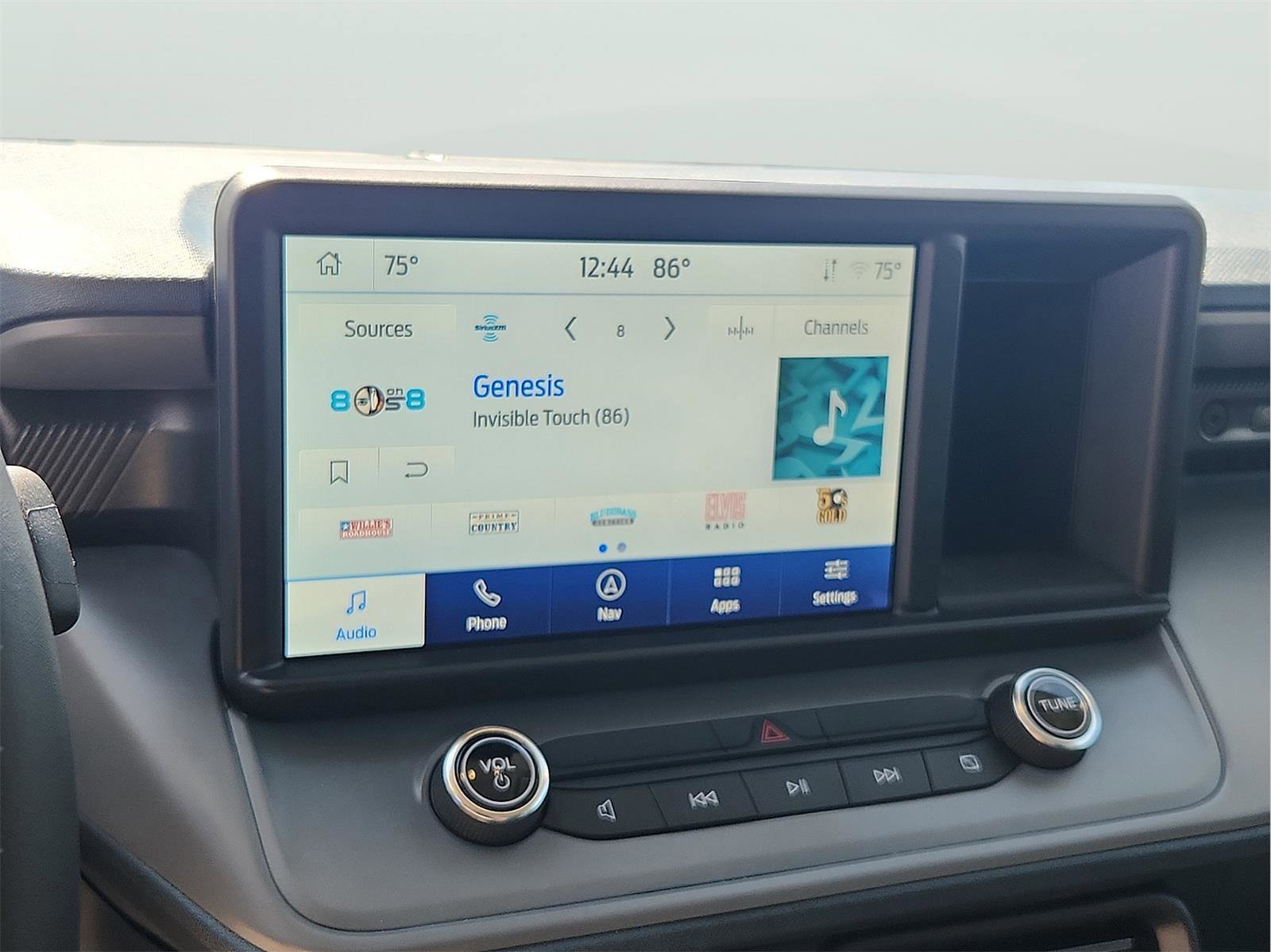 Certified 2024 Ford Maverick Lariat w/ Black Appearance Package image 14