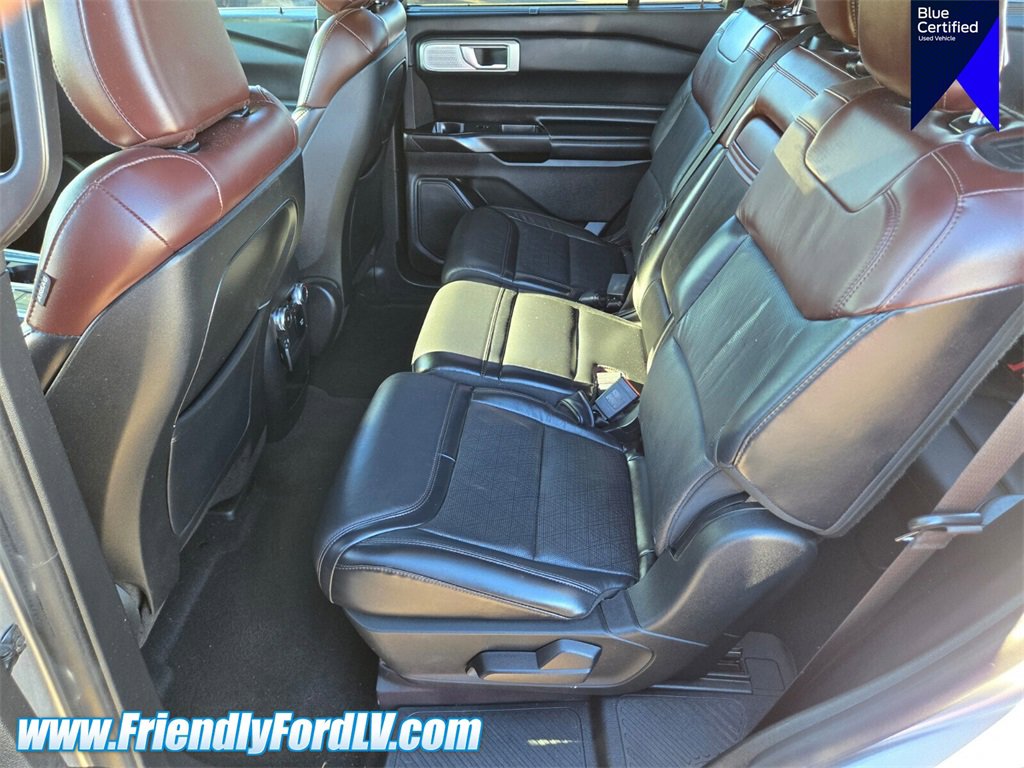 Certified 2020 Ford Explorer Platinum w/ Premium Technology Package image 11