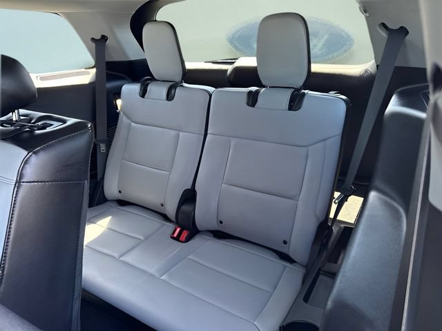 Certified 2021 Ford Explorer XLT w/ Equipment Group 202A AWD/4WD image 14