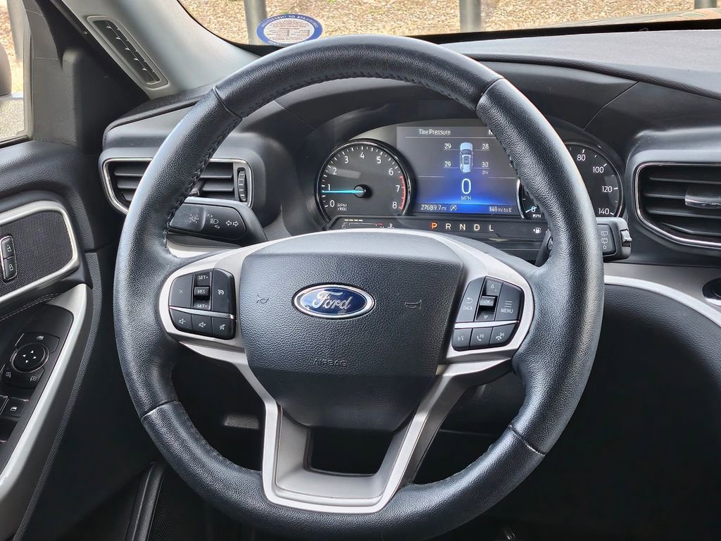 Certified 2023 Ford Explorer XLT w/ Equipment Group 202A image 11