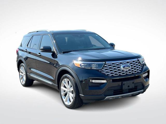 Certified 2023 Ford Explorer Platinum w/ Technology Package AWD/4WD image 2