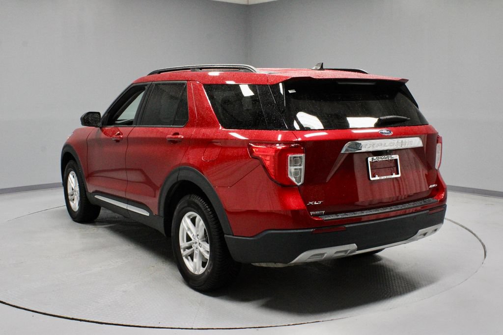Certified 2023 Ford Explorer XLT w/ Equipment Group 202A AWD/4WD image 9