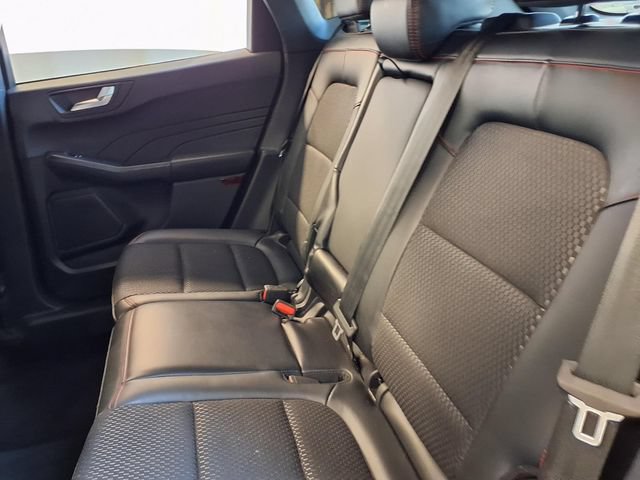 Certified 2024 Ford Escape ST-Line Select w/ Tech Pack #1 AWD/4WD image 7