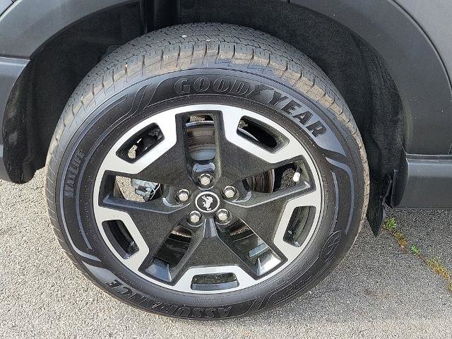 Certified 2022 Ford Bronco Sport Outer Banks w/ Tech Package AWD/4WD image 7