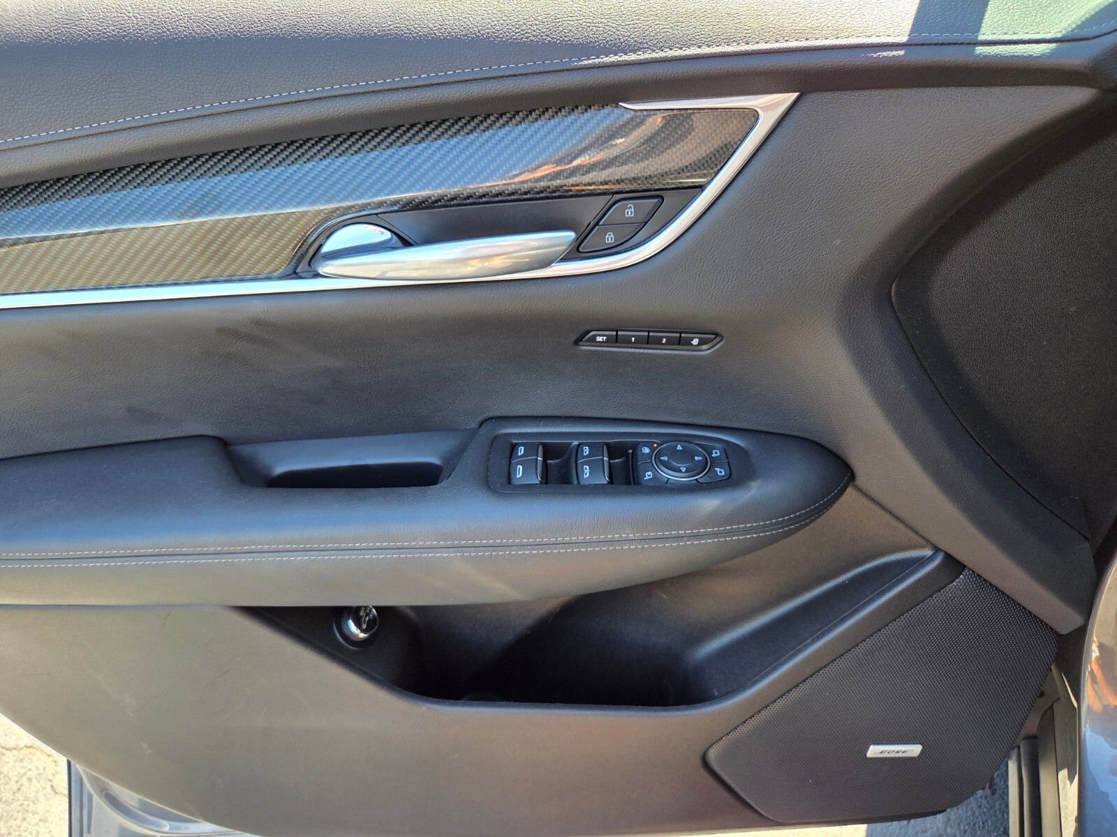 Used 2022 Cadillac XT6 Sport w/ LPO, Premium Carpet Package AWD/4WD image 19