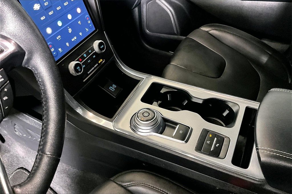 Certified 2021 Ford Edge Titanium image 13