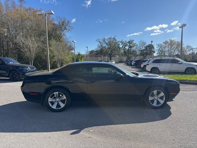 Used 2019 Dodge Challenger SXT image 6