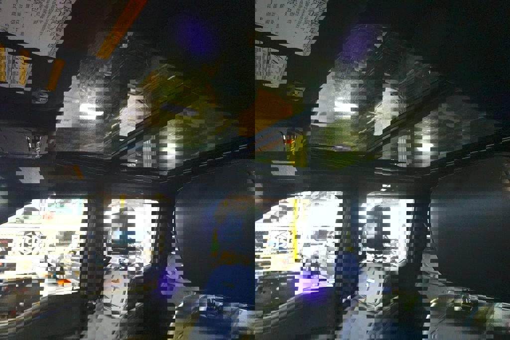 Certified 2025 Ford F350 Platinum w/ Tremor Off-Road Package AWD/4WD image 26