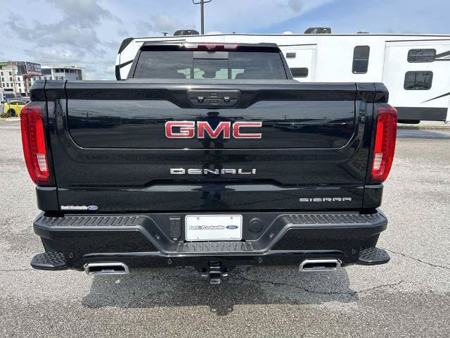 Used 2025 GMC Sierra 1500 Denali AWD/4WD image 5