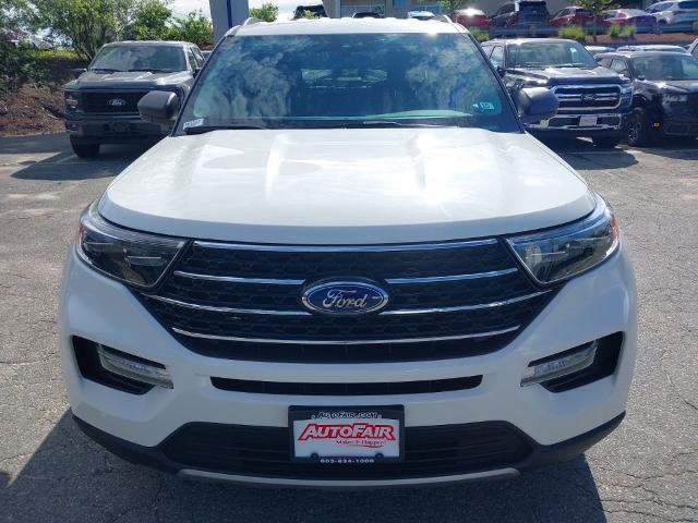 Certified 2023 Ford Explorer XLT w/ Equipment Group 202A AWD/4WD image 3