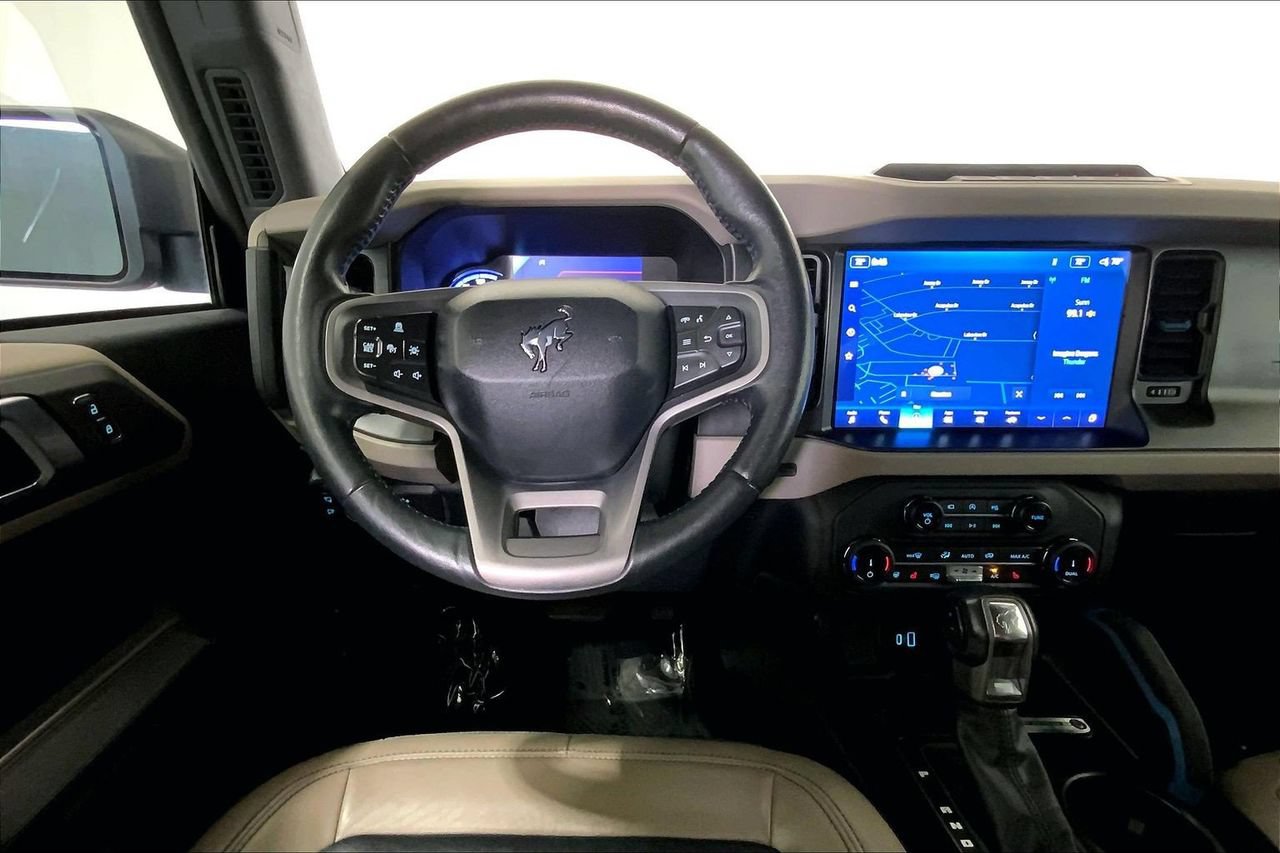 Certified 2022 Ford Bronco Wildtrak AWD/4WD image 4