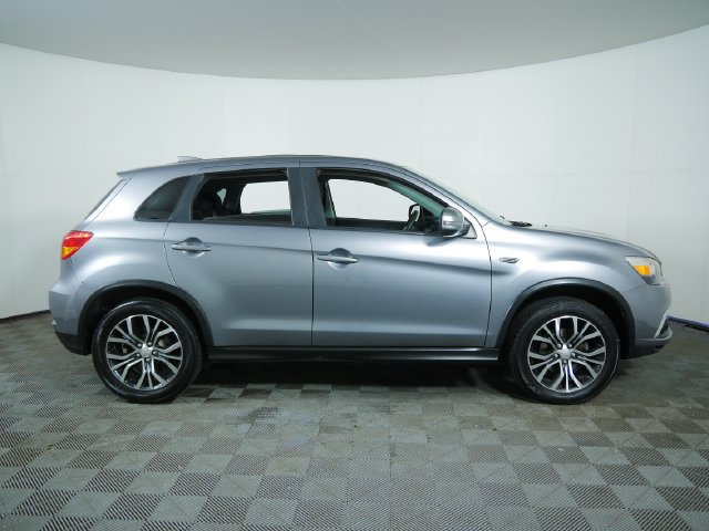 Used 2018 Mitsubishi Outlander Sport ES FWD image 10