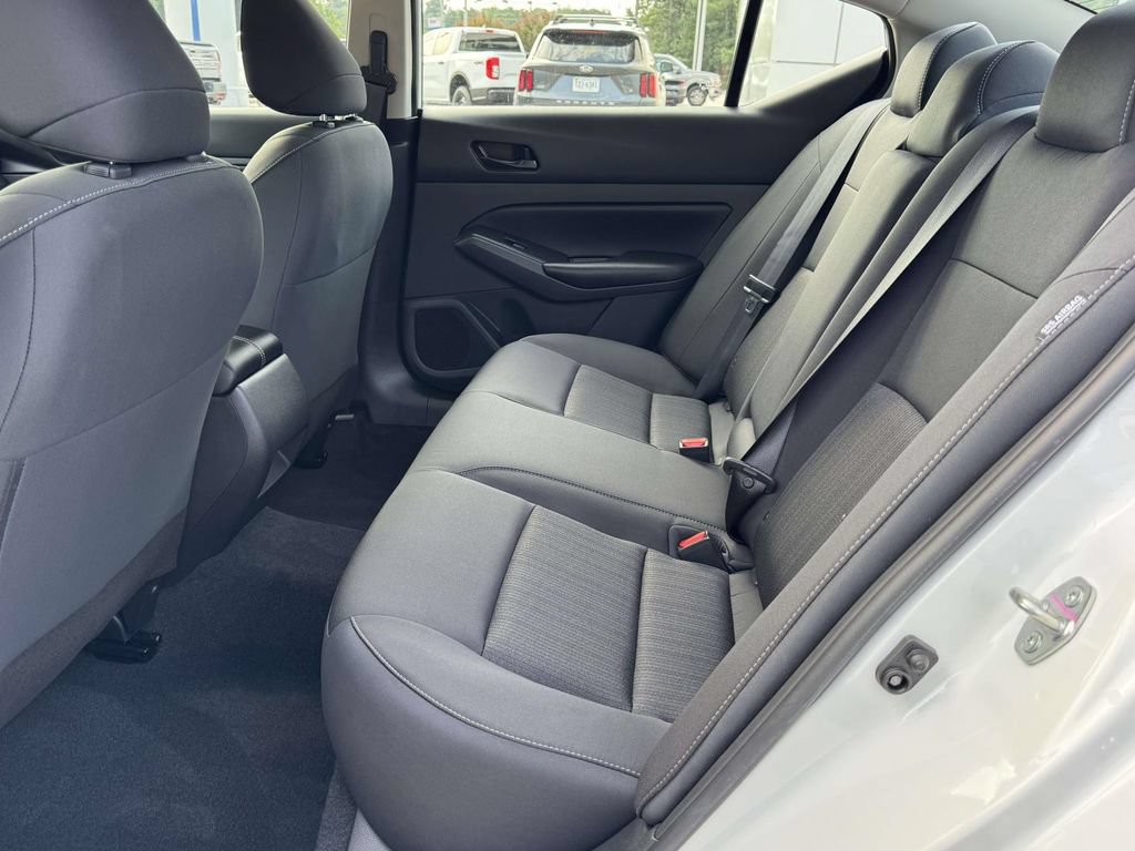 Used 2025 Nissan Altima 2.5 S FWD image 18