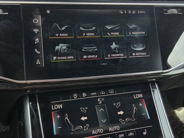 Used 2023 Audi Q7 2.0T Premium image 11