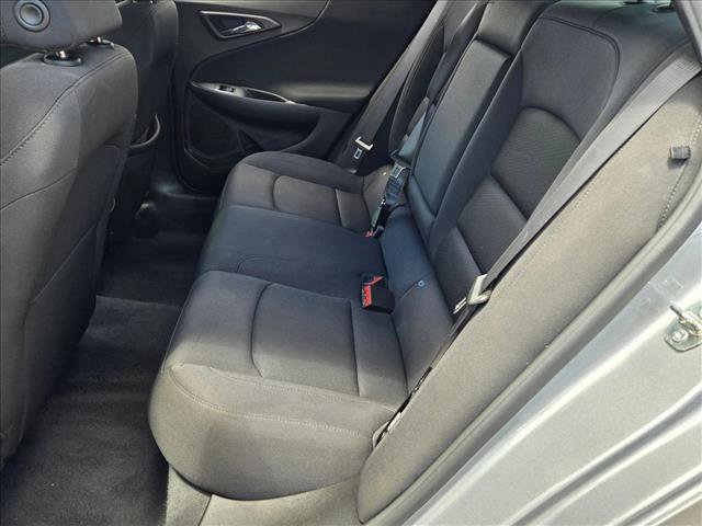 Used 2023 Chevrolet Malibu LT FWD image 17