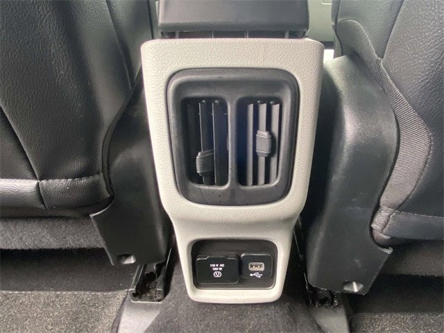 Used 2019 Jeep Compass Latitude FWD image 11