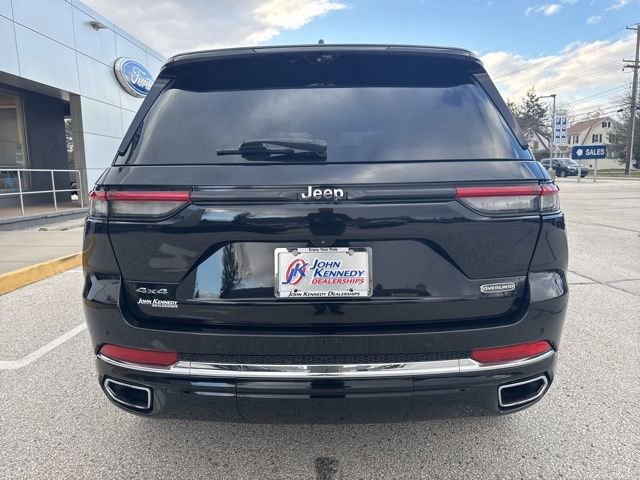 Used 2022 Jeep Grand Cherokee Overland w/ Luxury Tech Group IV image 4