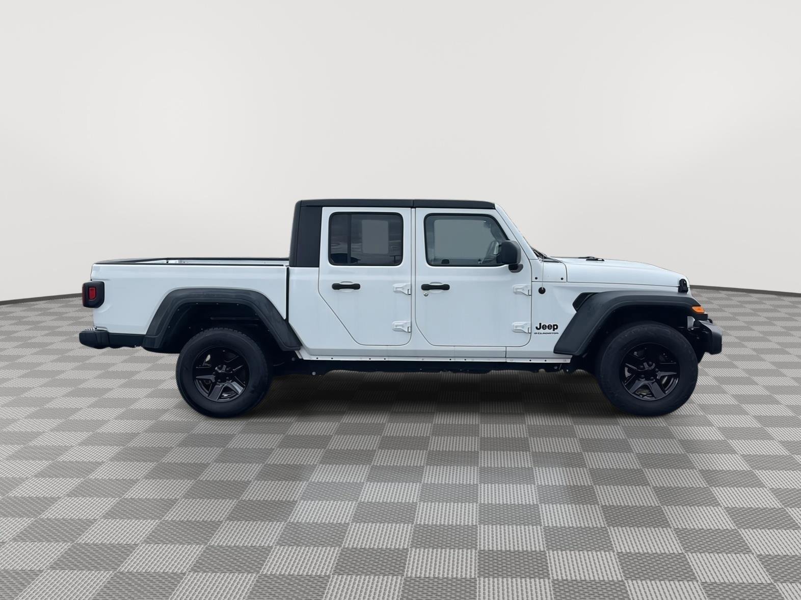 Used 2023 Jeep Gladiator Sport image 6