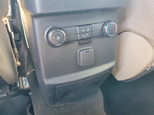 Certified 2018 Ford Explorer XLT FWD image 16
