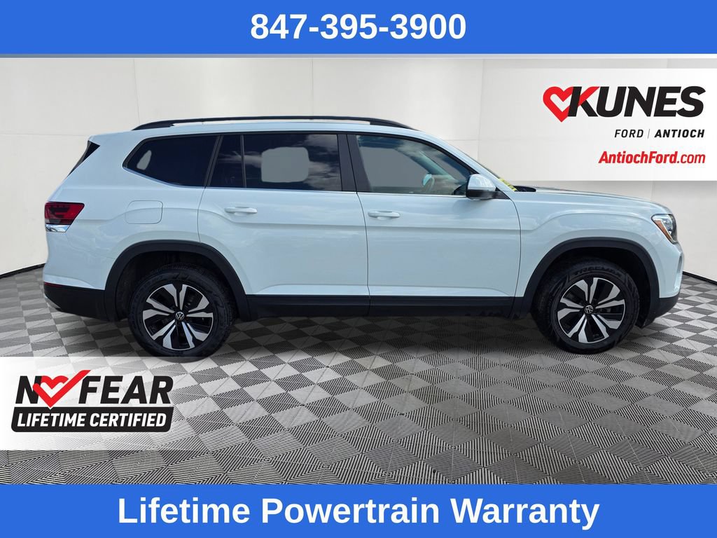 Used 2024 Volkswagen Atlas SE AWD/4WD image 8