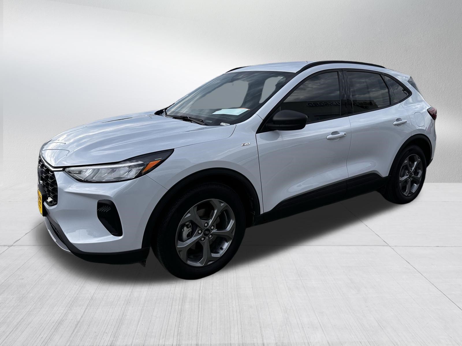 Certified 2025 Ford Escape ST-Line w/ Tech Pack #1 FWD image 3