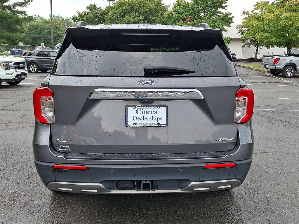 Certified 2023 Ford Explorer XLT w/ Equipment Group 202A AWD/4WD image 8