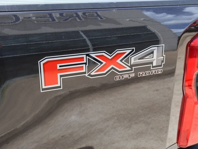 Certified 2024 Ford F250 XL w/ STX Appearance Package AWD/4WD image 32