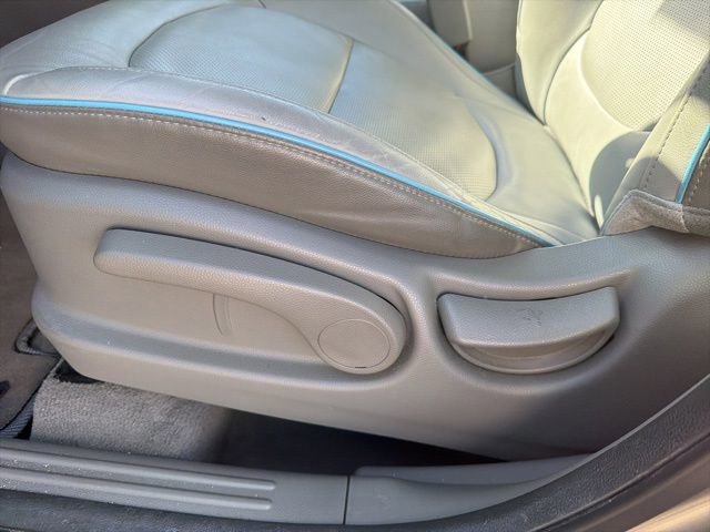 Used 2018 Kia Soul EV + w/ Sun & Fun Package image 21