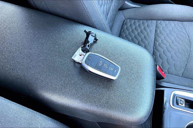 Used 2021 Chevrolet Equinox LT AWD/4WD image 35