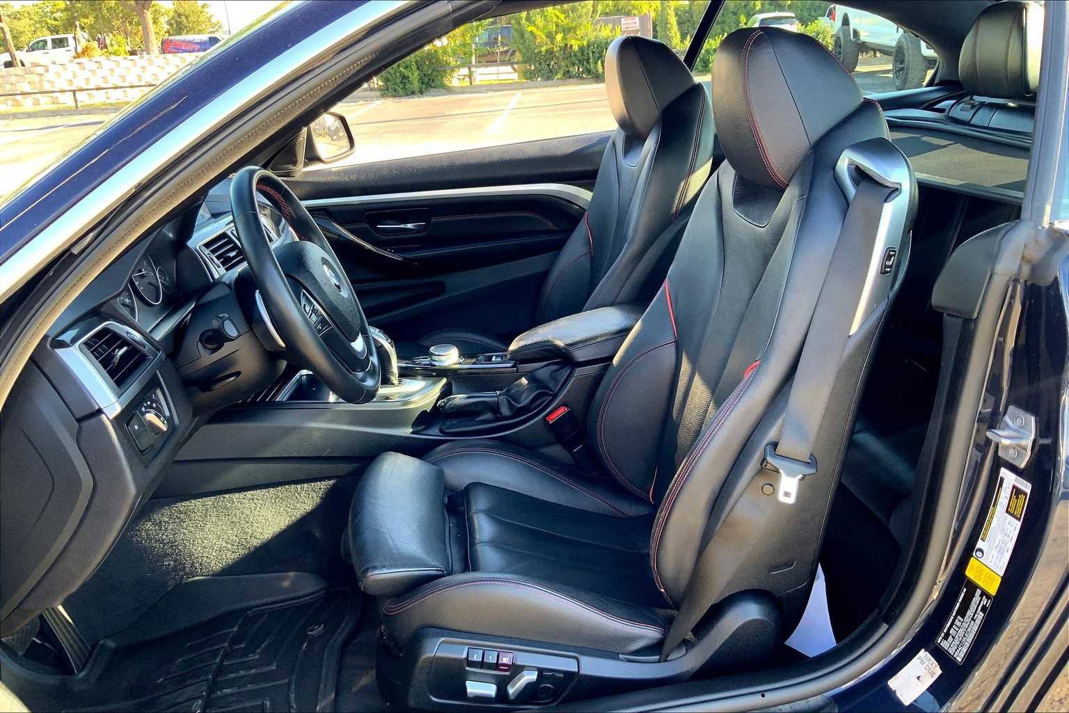 Used 2018 BMW 430i Convertible image 8