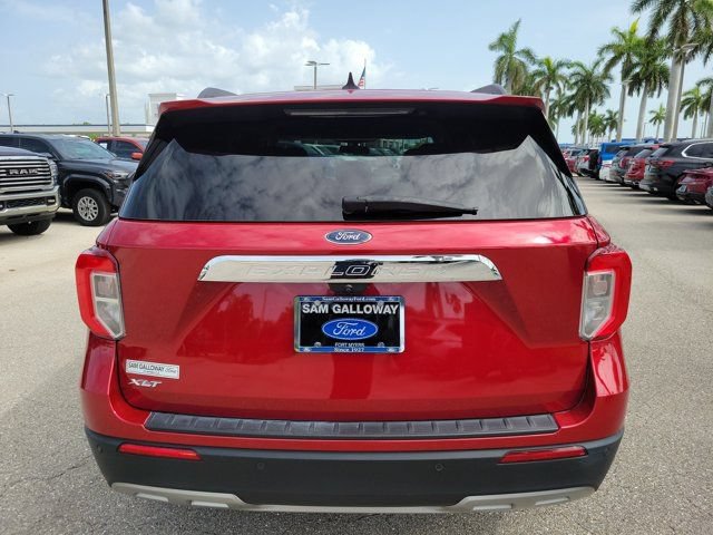 Certified 2022 Ford Explorer XLT w/ Equipment Group 202A RWD image 29