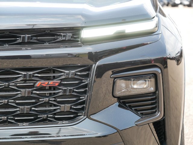 Used 2025 Chevrolet Traverse RS w/ LPO, Floor Liner Package AWD/4WD image 10