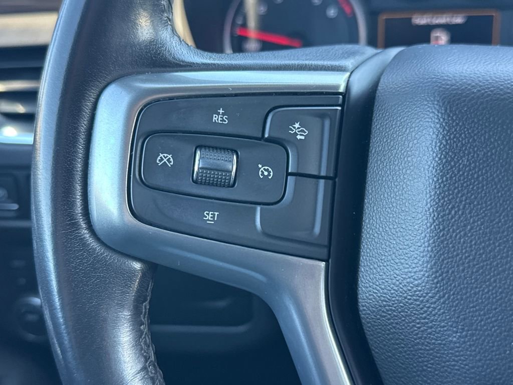 Used 2022 Chevrolet Suburban LS w/ Driver Alert Package image 17