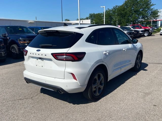 Certified 2023 Ford Escape ST-Line w/ Tech Pack #1 FWD image 3