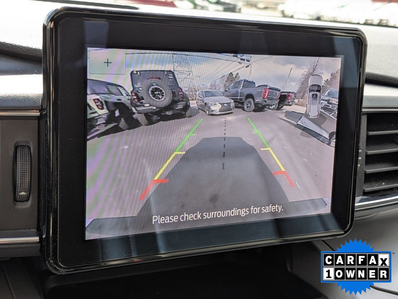 Certified 2022 Ford Explorer XLT w/ Equipment Group 202A image 27