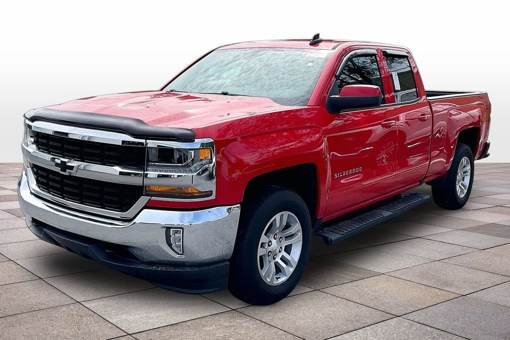 Used 2018 Chevrolet Silverado 1500 LT w/ All Star Edition AWD/4WD image 11