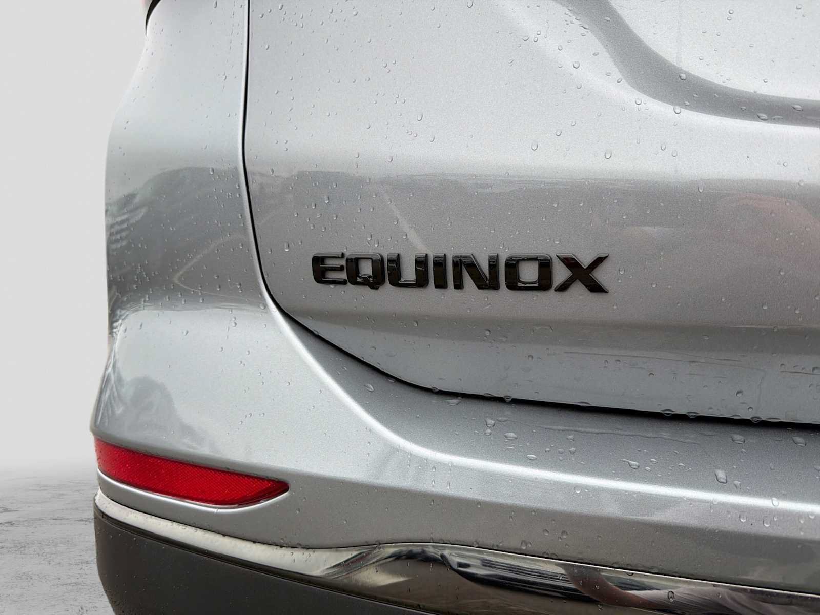 Used 2023 Chevrolet Equinox RS w/ LPO, Floor Liner Package AWD/4WD image 12