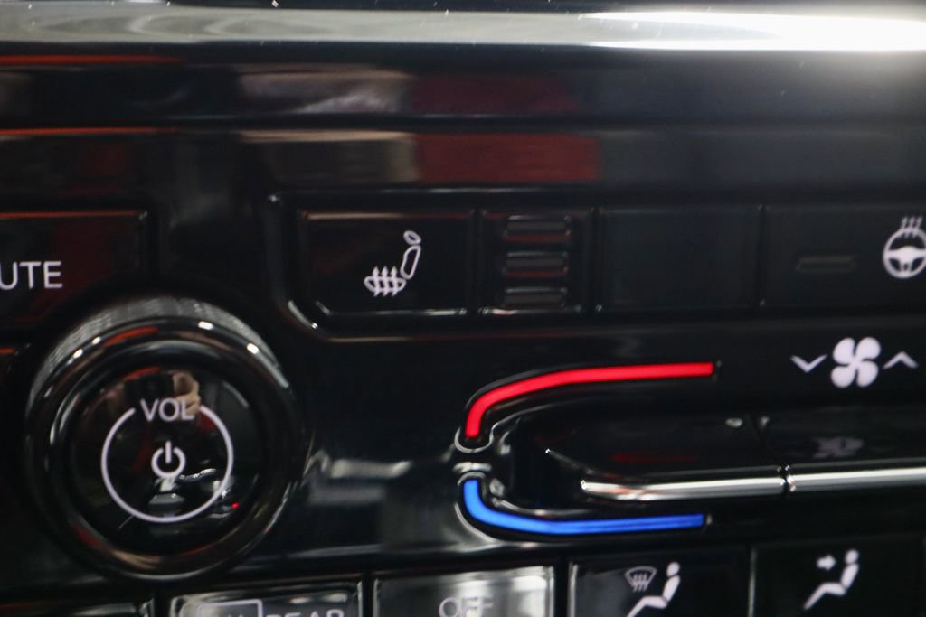 Used 2023 Jeep Grand Cherokee Limited image 5