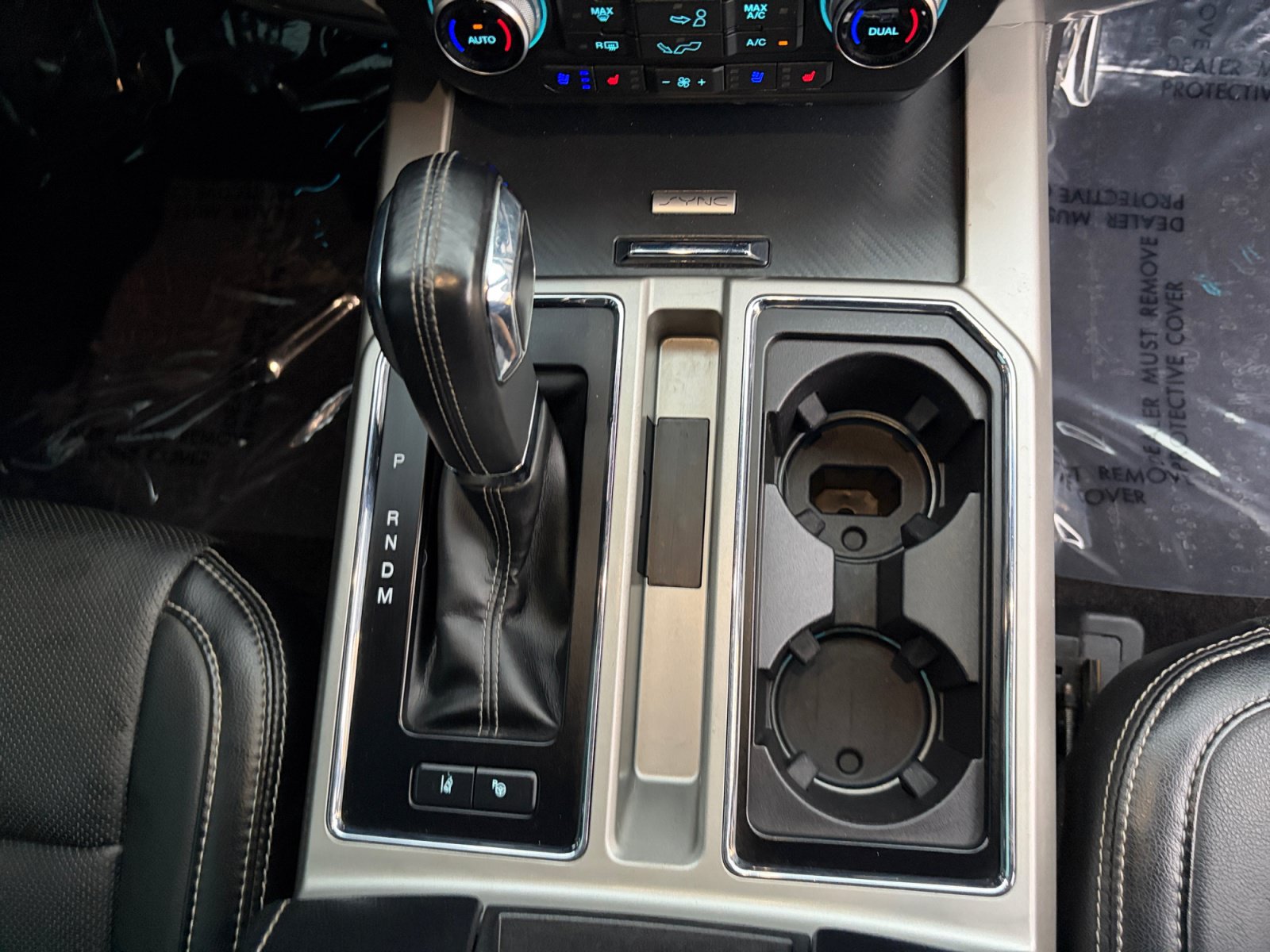 Certified 2018 Ford F150 Lariat w/ Equipment Group 502A Luxury AWD/4WD image 17