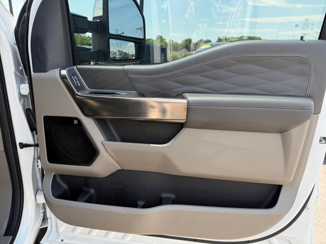 Certified 2026 Ford F450 Platinum w/ Platinum Plus Package AWD/4WD image 22