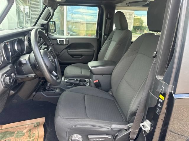 Used 2023 Jeep Wrangler Sport AWD/4WD image 15