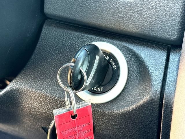 Used 2017 RAM 1500 Express AWD/4WD image 16